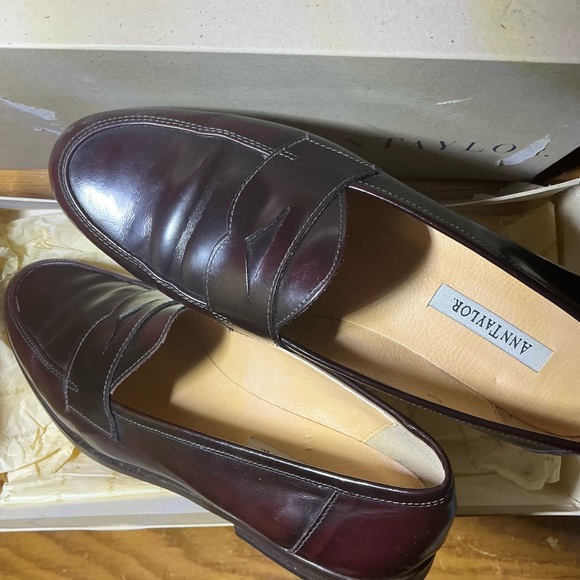 Ann Taylor Women’s Leather Cordovan Penny Loafers, Size 7 - Picture 2 of 5